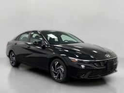 Hyundai Elantra Hybrid Limited Sedan 2026