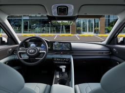 Hyundai Elantra Hybrid Limited Sedan 2026