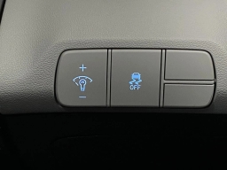 Hyundai Elantra Limited IVT 2026