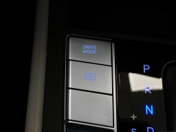 Hyundai Elantra Limited IVT 2026