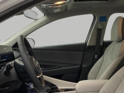 Hyundai Elantra Limited IVT 2026