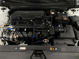 Hyundai Elantra Limited IVT 2026