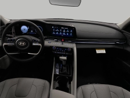 Hyundai Elantra Limited IVT 2026