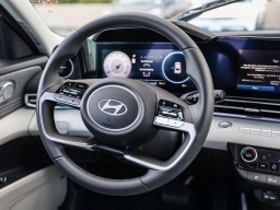 Hyundai Elantra Limited IVT 2026