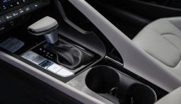 Hyundai Elantra Limited IVT 2026