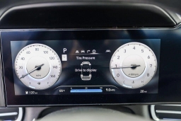 Hyundai Elantra Limited IVT 2026