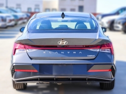 Hyundai Elantra Limited IVT 2026