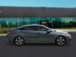 Hyundai Elantra Limited Sedan 2026