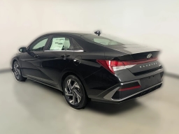 Hyundai Elantra Limited IVT 2026