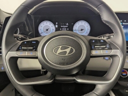 Hyundai Elantra Limited IVT 2026