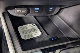 Hyundai Elantra Limited IVT 2026