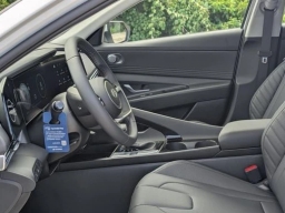 Hyundai Elantra Limited Sedan 2026