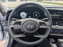 Hyundai Elantra Limited Sedan 2026