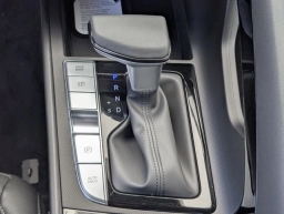 Hyundai Elantra Limited Sedan 2026