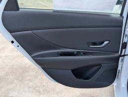 Hyundai Elantra Limited Sedan 2026