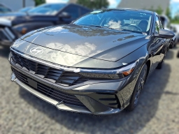 Hyundai Elantra Limited Sedan 2026