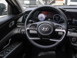 Hyundai Elantra Limited IVT 2026