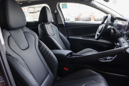 Hyundai Elantra Limited IVT 2026