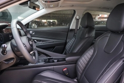 Hyundai Elantra Limited IVT 2026