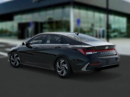 Hyundai Elantra Limited Sedan 2026