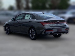 Hyundai Elantra Limited IVT 2026