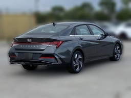 Hyundai Elantra Limited IVT 2026