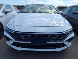 Hyundai Elantra Limited IVT 2026