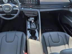 Hyundai Elantra Limited IVT 2026