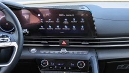 Hyundai Elantra Limited IVT 2026