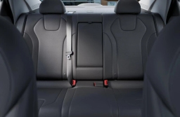 Hyundai Elantra Limited Sedan 2026