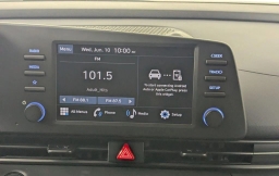 Hyundai Elantra SEL Sport Premium IVT 2026