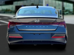Hyundai Elantra SEL Sport Premium Sedan 2026