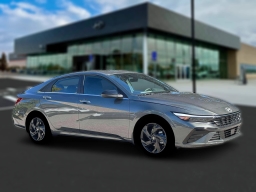 Hyundai Elantra SEL Sport Premium Sedan 2026