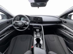 Hyundai Elantra SEL Sport Premium Sedan 2026