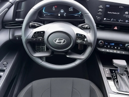Hyundai Elantra SEL Sport Premium Sedan 2026