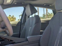 Hyundai Elantra SEL Convenience IVT 2025