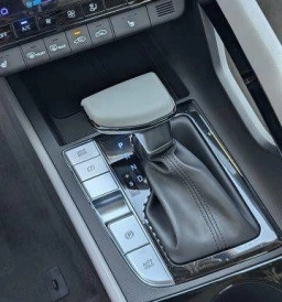 Hyundai Elantra SEL Convenience IVT 2025