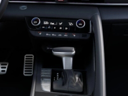 Hyundai Elantra SEL Sport Premium IVT 2026