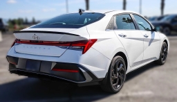 Hyundai Elantra SEL Sport Premium IVT 2026