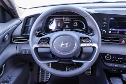 Hyundai Elantra SEL Sport Premium IVT 2026