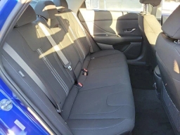 Hyundai Elantra SEL Convenience IVT 2025