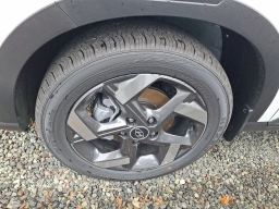 Hyundai Venue SEL FWD 2026