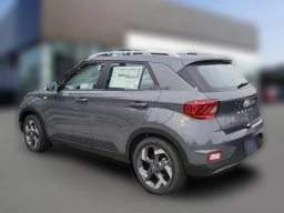 Hyundai Venue SEL FWD 2026