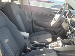 Hyundai Venue SEL FWD 2026