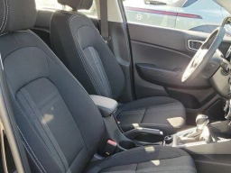 Hyundai Venue SEL FWD 2026
