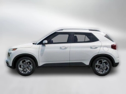 Hyundai Venue SEL FWD 2026