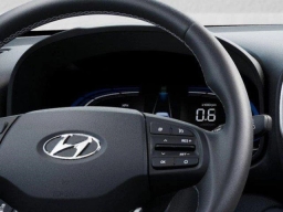 Hyundai Venue SEL FWD 2026