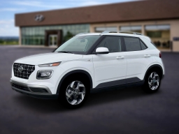 Hyundai Venue SEL FWD 2026