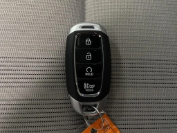 Hyundai Venue SEL FWD 2026