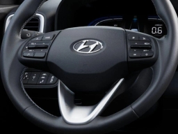 Hyundai Venue SEL FWD w/Two-Tone Roof 2026